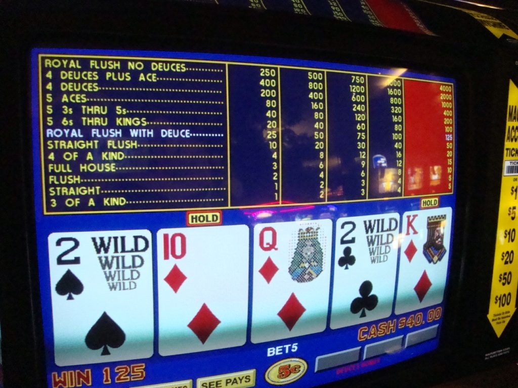 Deuces Wild – Video poker mašina