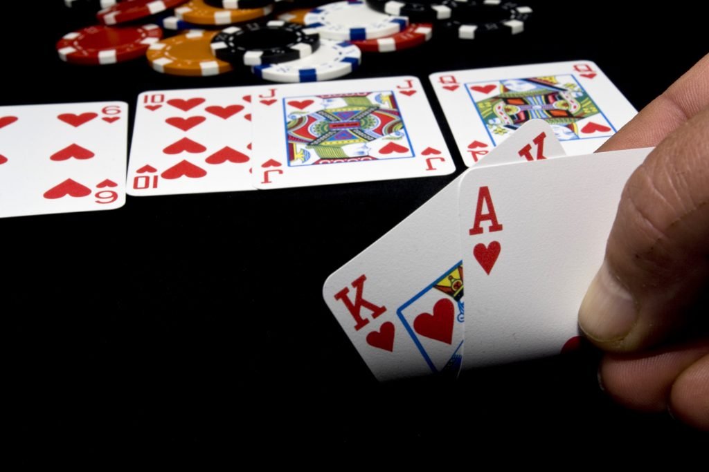 kec i kralj u kazino holdem poker